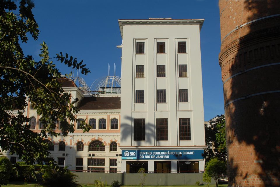 32421_466544333421156_467214505_n